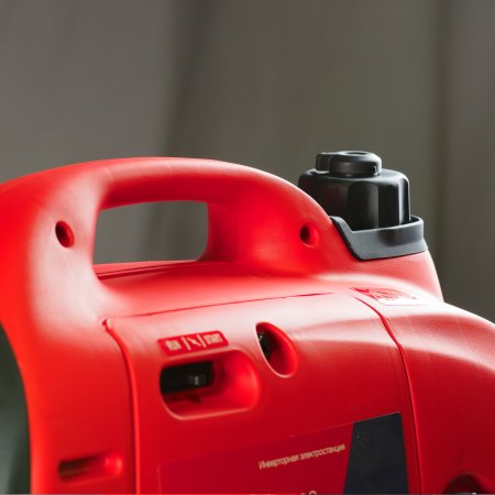 Инверторный генератор FUBAG PRI 2300 S в шумозащитном кожухе в Саранск фото