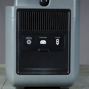 Портативная электростанция FUBAG AS 2400i (аккумулятор LiFePO4) в Саранск фото